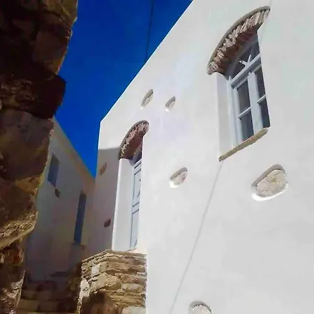 Naxos Mountain Retreat - Tiny House Build On Rock * Koronos